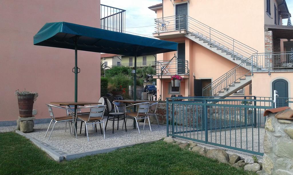 סנטו סטפאנו די מאגרה La Fonda Casa Vacanze-Appartamenti Con Piscina מראה חיצוני תמונה